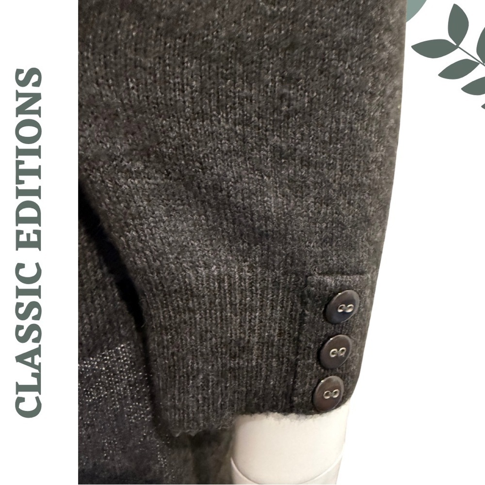 🛍️ Classic Editions Charcoal Knit Pullover Sweater Large – Ribbed Yoke - Picture 5 of 6